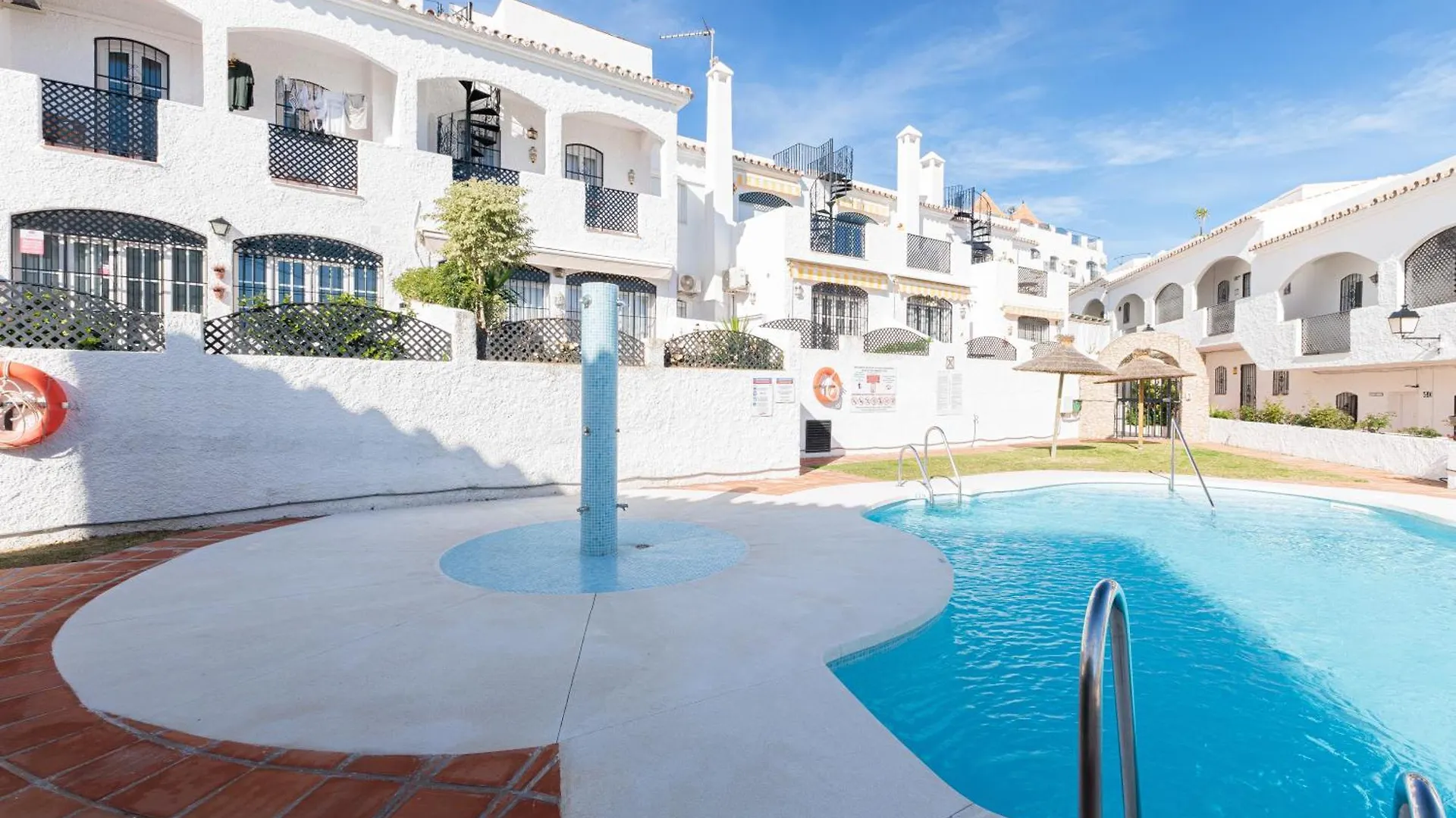 Cosy Apartment In Verano Azul Nerja