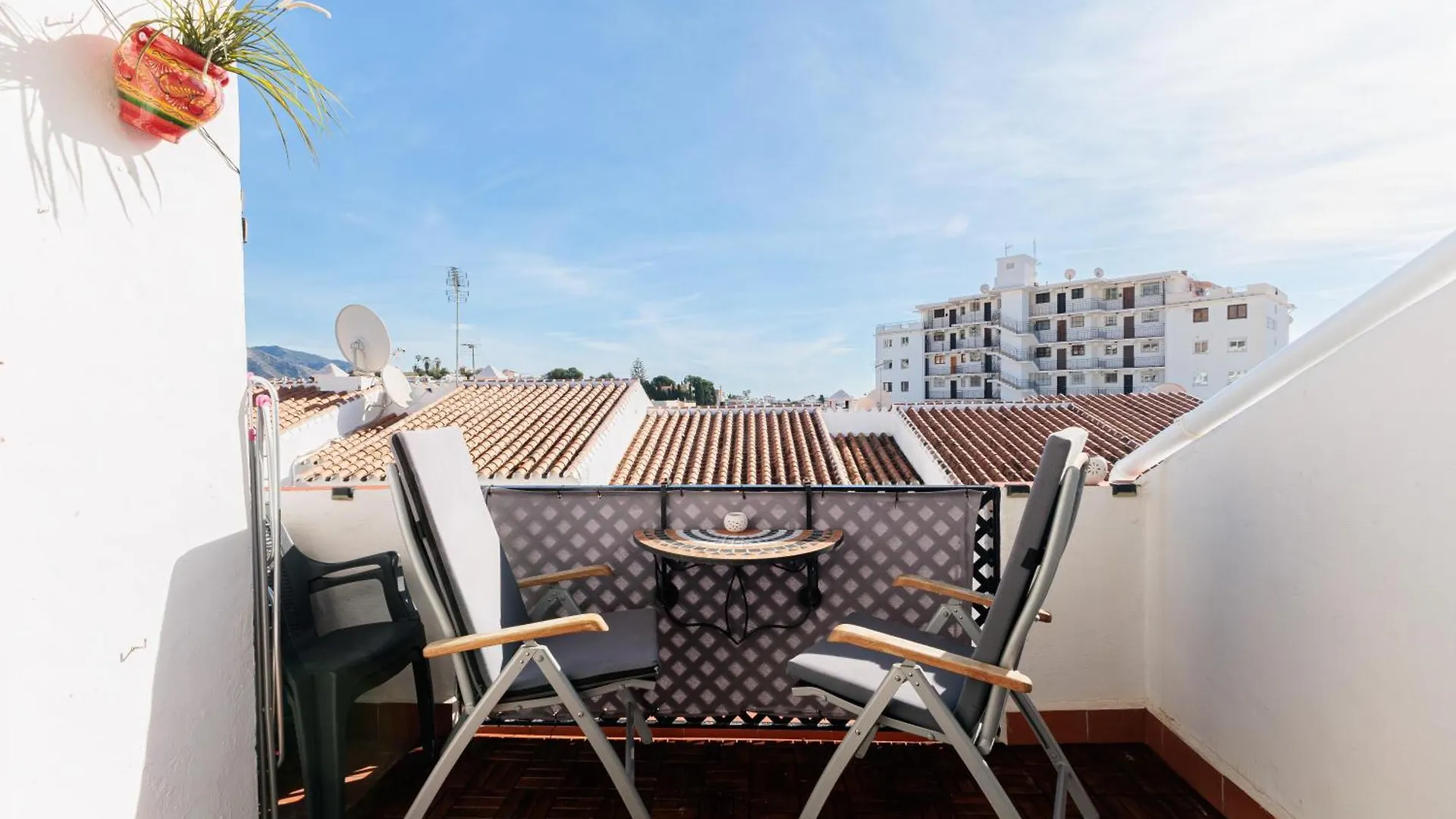 Cosy Apartment In Verano Azul Nerja