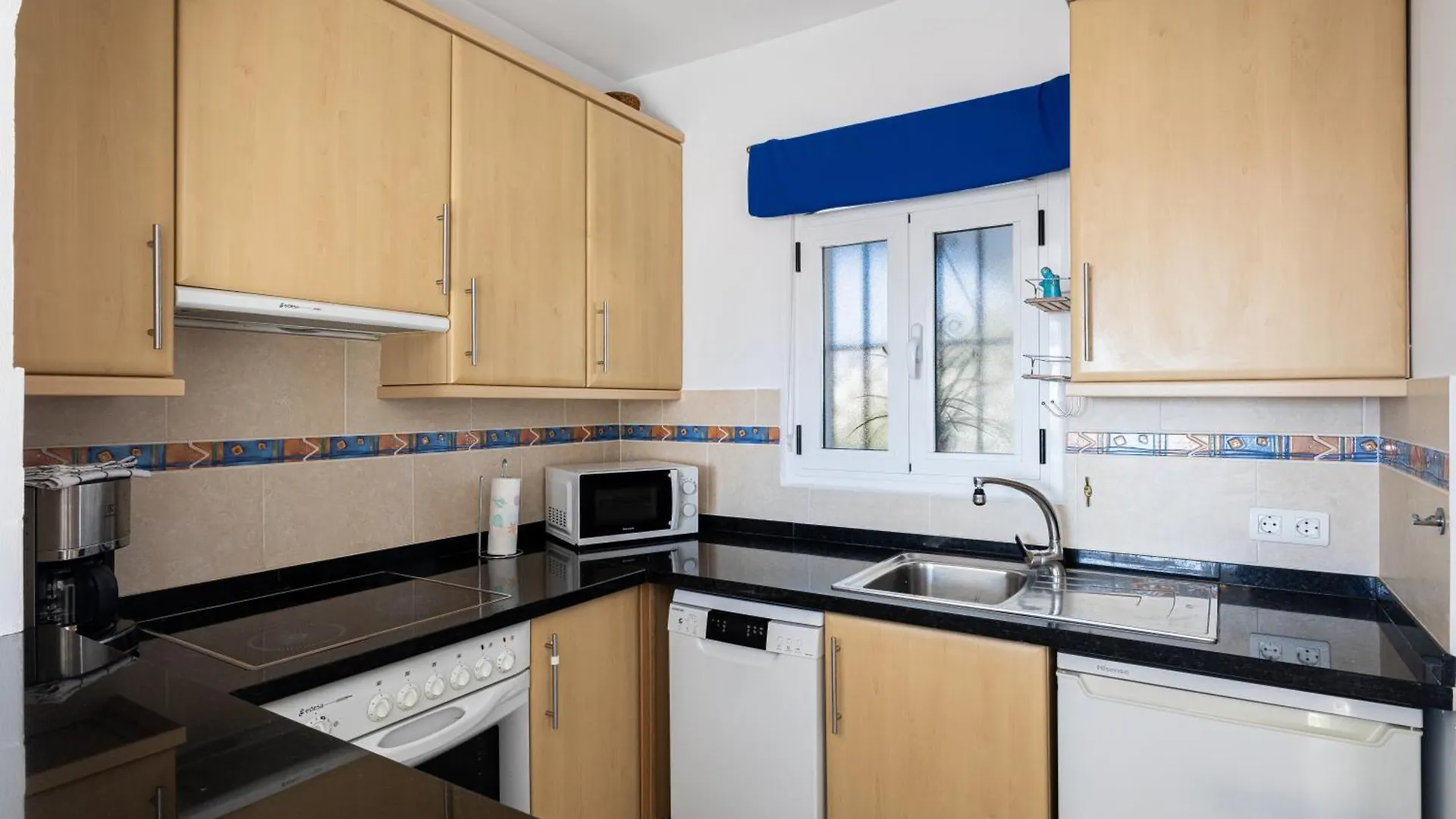 Cosy Apartment In Verano Azul Nerja 0*,