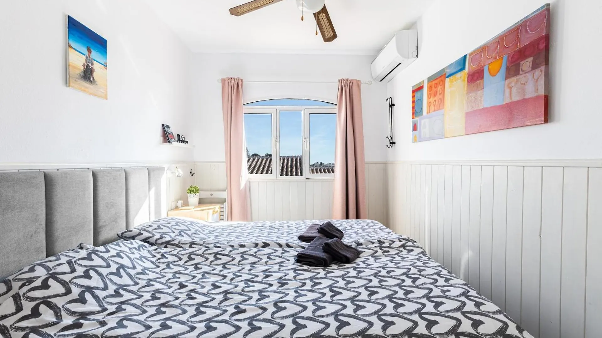 Cosy Apartment In Verano Azul Nerja