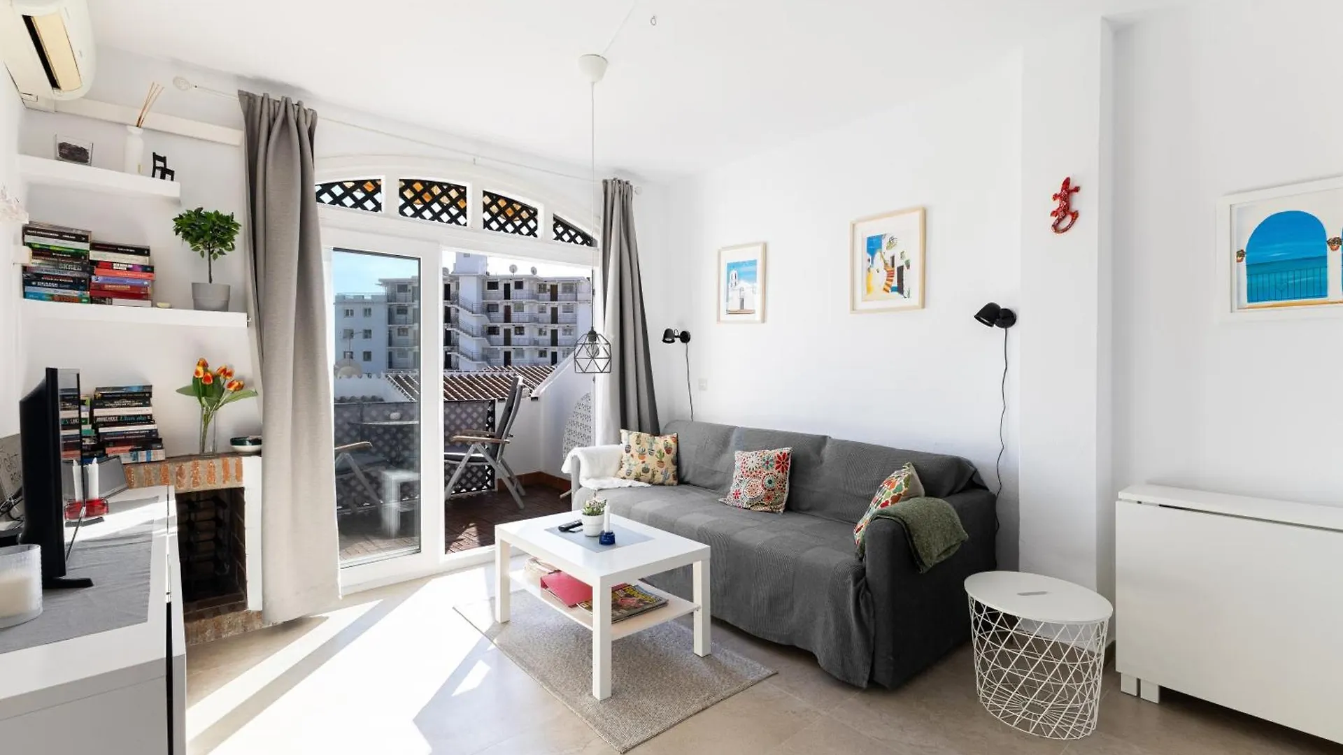Cosy Apartment In Verano Azul Nerja