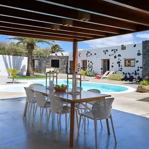 Eco Living Olivos76 , Tías España